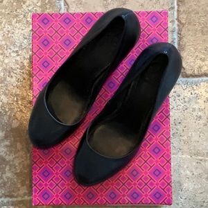 Tory Burch Black 3 1/2 inch Heals